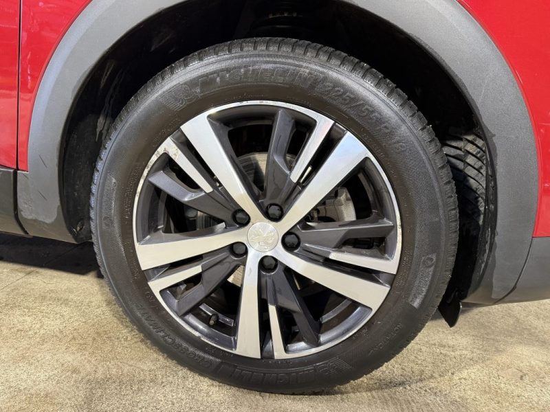 PEUGEOT 3008 1.2 130cv GT LINE EAT8 2020 - DISTRIBUTION ET REVISION A JOUR - 96 000 klm 