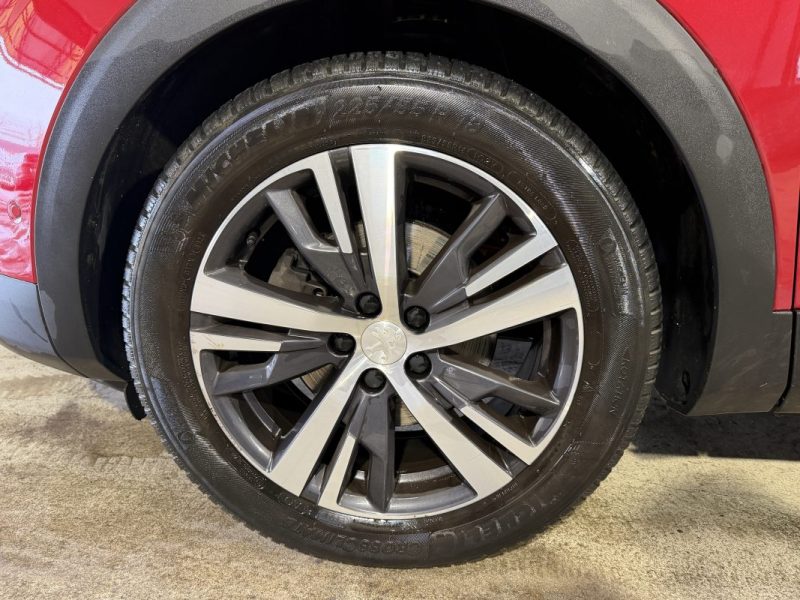 PEUGEOT 3008 1.2 130cv GT LINE EAT8 2020 - DISTRIBUTION ET REVISION A JOUR - 96 000 klm 