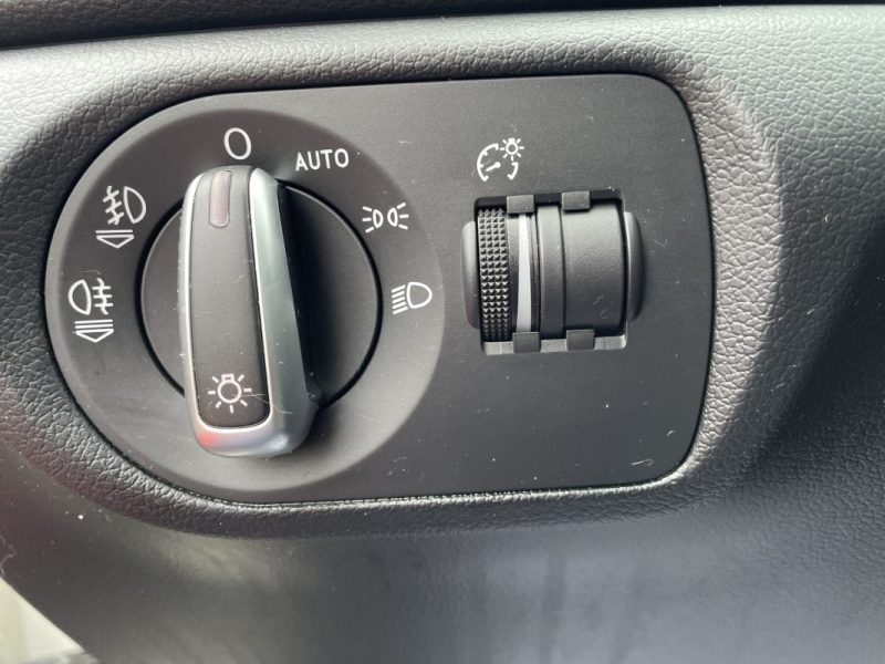 AUDI Q3 2.0 TDI 140CH AMBIENTE  GARANTIE 3/12 MOIS 2013