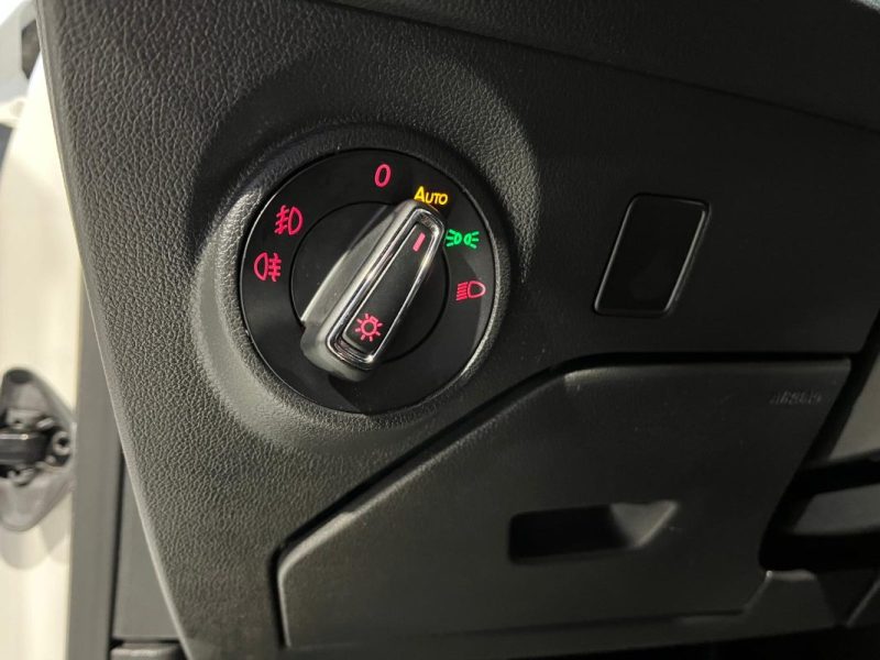 SEAT LEON 2.0 TDI 184CH FAP FR DSG *** TOIT OUVRANT / SIÈGES CHAUFFANTS / CUIR ALCANTARA / GPS ***