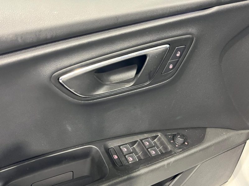 SEAT LEON 2.0 TDI 184CH FAP FR DSG *** TOIT OUVRANT / SIÈGES CHAUFFANTS / CUIR ALCANTARA / GPS ***