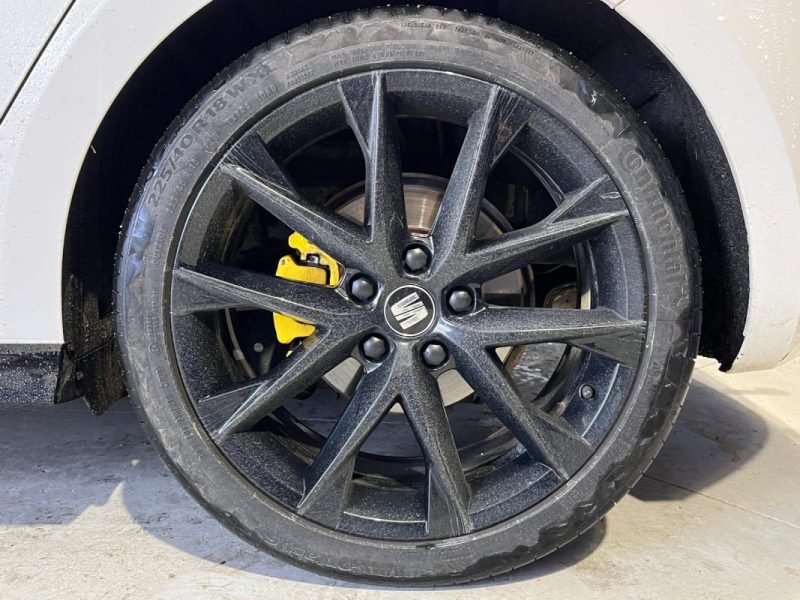 SEAT LEON 2.0 TDI 184CH FAP FR DSG *** TOIT OUVRANT / SIÈGES CHAUFFANTS / CUIR ALCANTARA / GPS ***