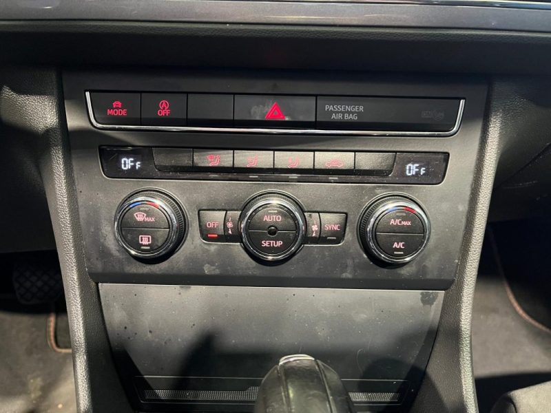 SEAT LEON 2.0 TDI 184CH FAP FR DSG *** TOIT OUVRANT / SIÈGES CHAUFFANTS / CUIR ALCANTARA / GPS ***