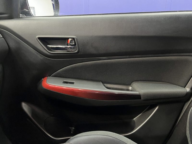 Suzuki Swift 1.4 Boosterjet 140ch Sport | 126 000 KM | Caméra | Sièges chauffants