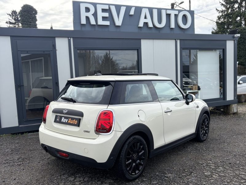 Mini One 102ch Heddon Street Boite auto / Toit ouvrant / LEDS / Ecran tactile / Navigation / CarPlay