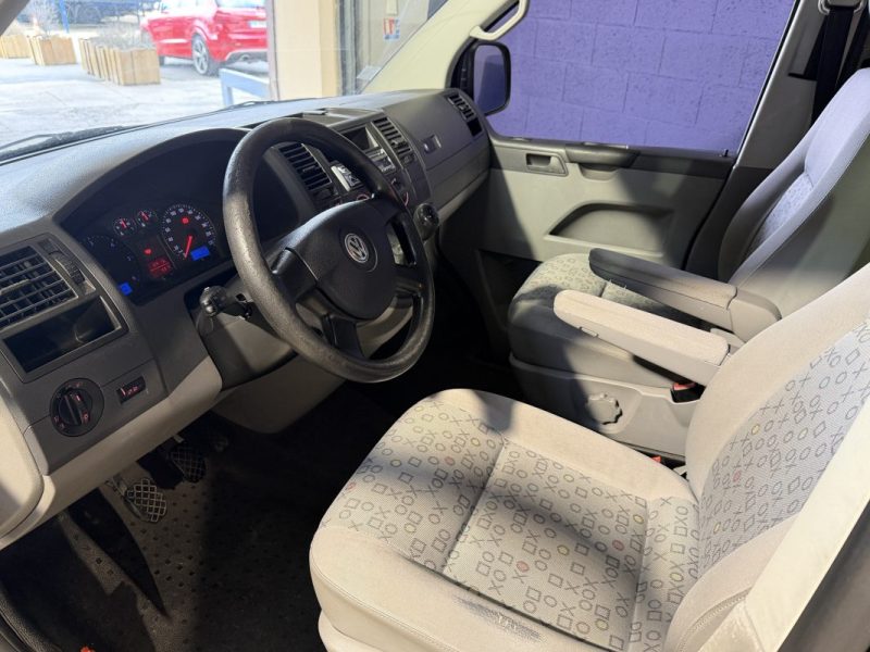VOLKSWAGEN TRANSPORTER 2.5 TDI 130cv - 126 500 klm 