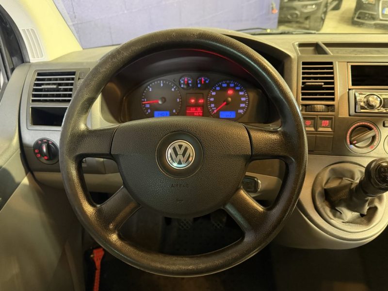 VOLKSWAGEN TRANSPORTER 2.5 TDI 130cv - 126 500 klm 