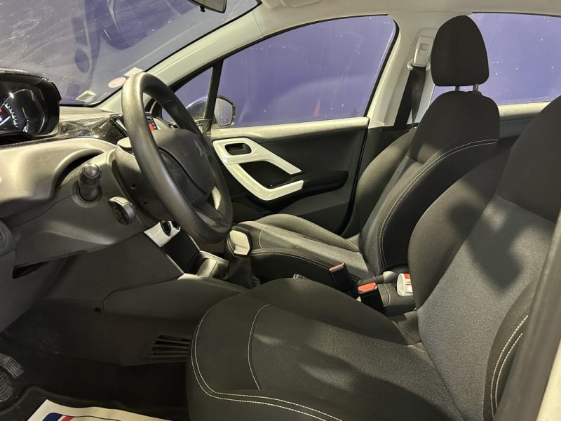 PEUGEOT 208 1.2 PURETECH 68CH LIKE 5P DISTRIBUTION OK 