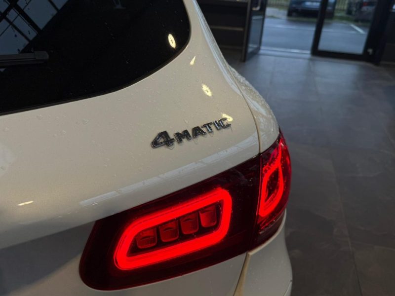 🔹 Mercedes-Benz GLC 300e – AMG Line 🔹 Hybrid – 306 Ch – 4MATIC 📅 - Garantie 