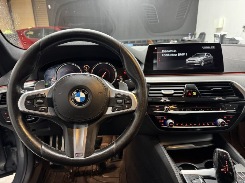 BMW Série 5 (G30)- 530d XDrive 3.0 BVA8 - 265 CH - Pack M - 1ere main - Full entretiens BMW