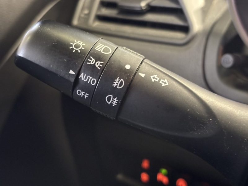 SUZUKI SWIFT 5 1.2 DUALJET HYBRID 83CH PACK AUTO ENTRETIEN COMPLET CONSTRUCTEUR / CARPLAY