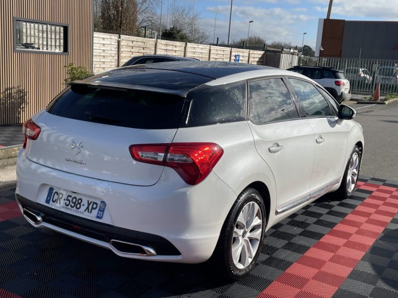 CITROËN DS5 1.6 HDI 110CV    GARANTIE 3/12 MOIS 2012