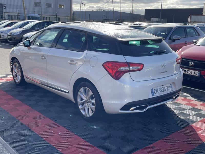 CITROËN DS5 1.6 HDI 110CV    GARANTIE 3/12 MOIS 2012