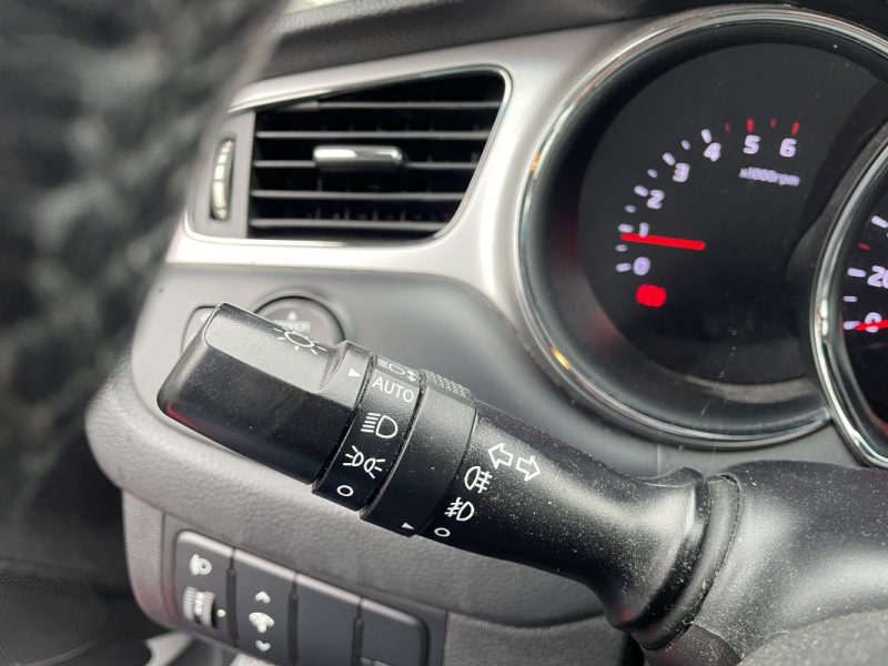 KIA CEE-D 1.6 CRDI 128CH   GARANTIE 3/12 MOIS 2015