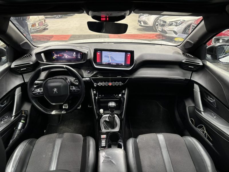 Peugeot 208 1.5 BlueHDI 100ch S&S GT-Line | Toit panoramique | Embrayage neuf | Carplay