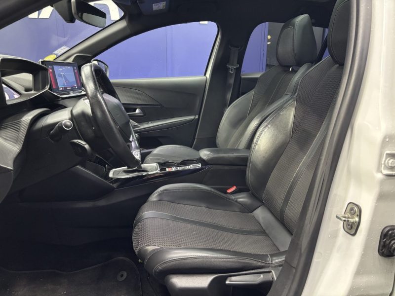Peugeot 208 1.5 BlueHDI 100ch S&S GT-Line | Toit panoramique | Embrayage neuf | Carplay