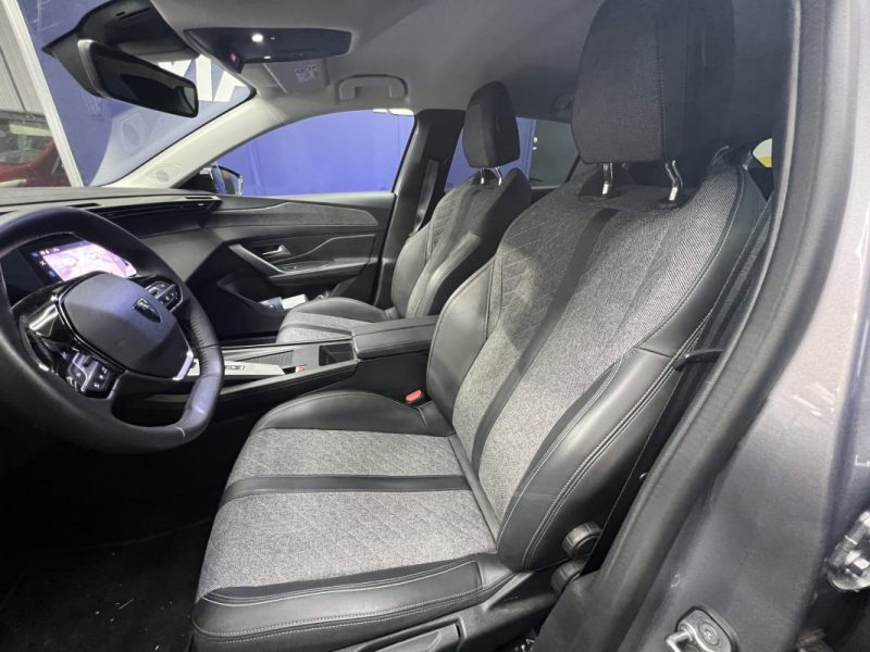 Peugeot 408 1.2 Hybrid 136 e-DSC Allure | 2023 | 39 000 KM | Attelage