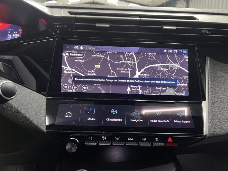 Peugeot 408 1.2 Hybrid 136 e-DSC Allure | 2023 | 39 000 KM | Attelage