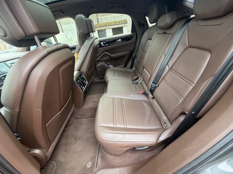 PORSCHE CAYENNE 3.0 V6 E-HYBRID COUPE 2020