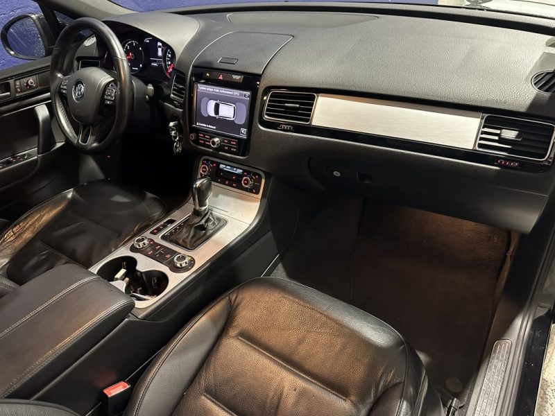 VOLKSWAGEN TOUAREG 3.0 V6 TDI 240ch CARAT TIPTRONIC