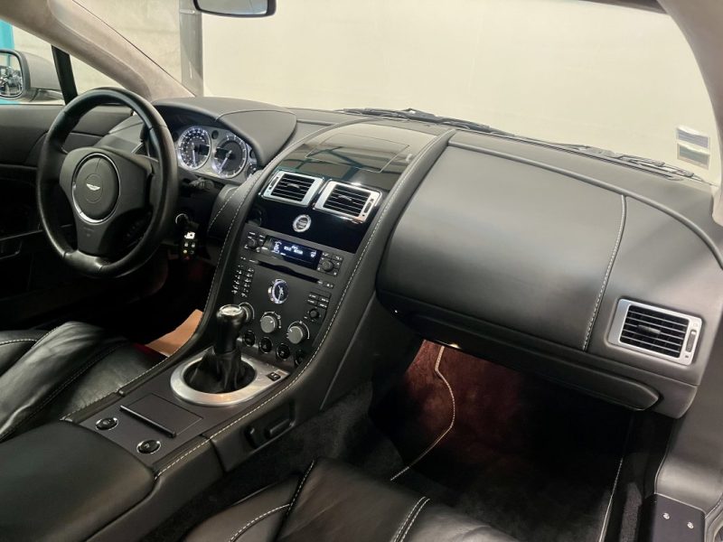 ASTON MARTIN Vantage Coupé 4.3 V8 390ch Boite Manuelle