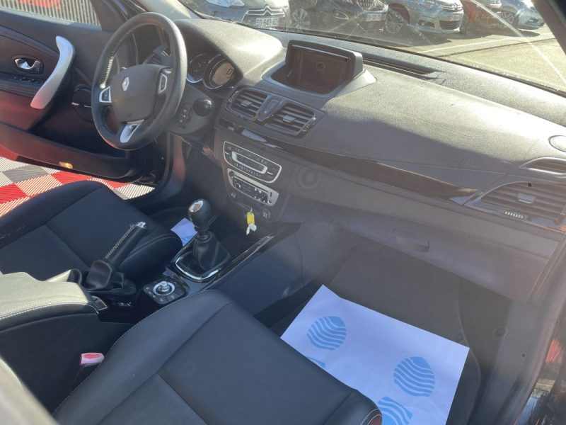 RENAULT MEGANE ESTATE 1.6 DCI 130 DYNAMIQUE   GARANTIE 3/12 MOIS 2012