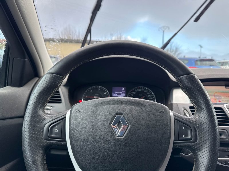 RENAULT LAGUNA 3 2.0 DCI 180 GT 2008