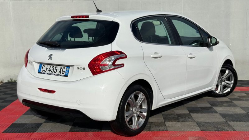 PEUGEOT 208 1.2 VTI 82 CV ALLURE 