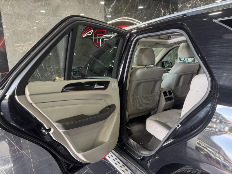 MERCEDES M-CLASS ML 350 BLUETEC 4-MATIC 2987CM3 258CV  2012