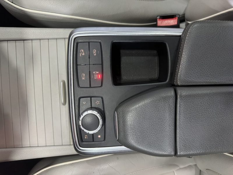 MERCEDES M-CLASS ML 350 BLUETEC 4-MATIC 2987CM3 258CV  2012