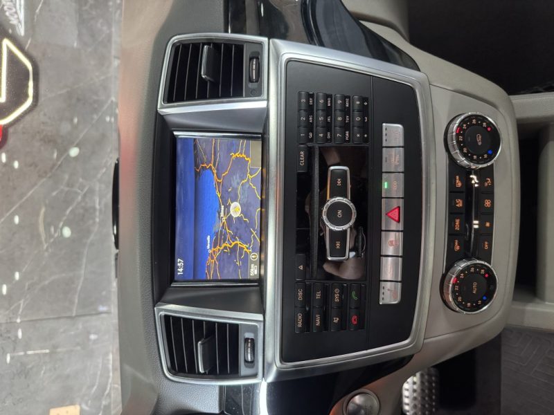 MERCEDES M-CLASS ML 350 BLUETEC 4-MATIC 2987CM3 258CV  2012