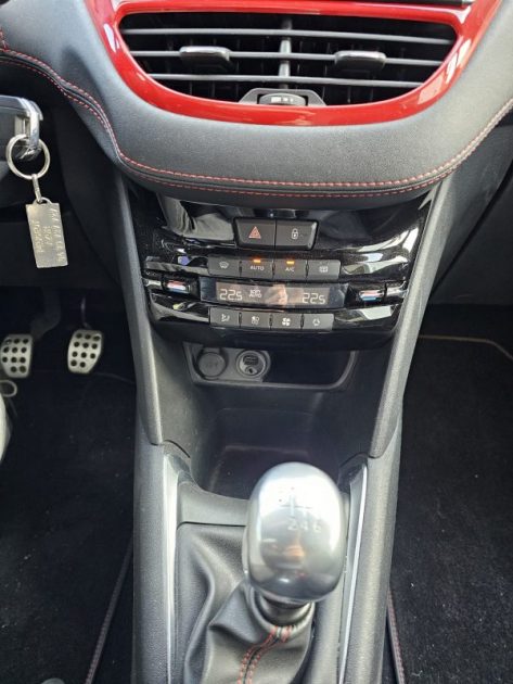PEUGEOT 208 1.6 THP 200CH GTI Garantie 12 Mois