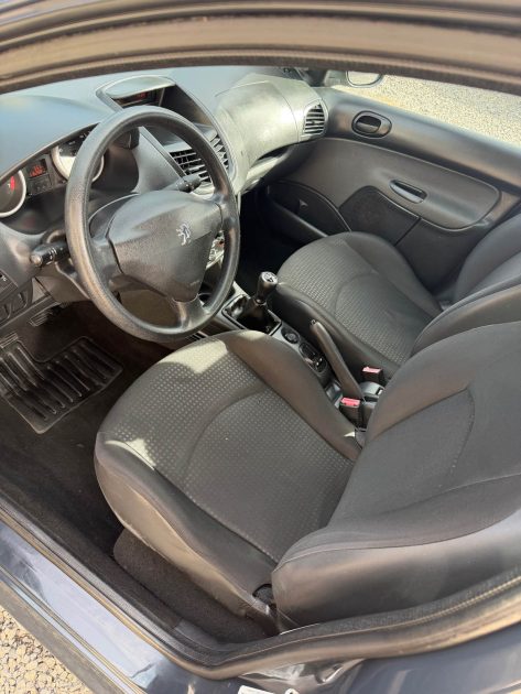 ⭐Peugeot  206+ 1.1i – Idéale Jeune Conducteur