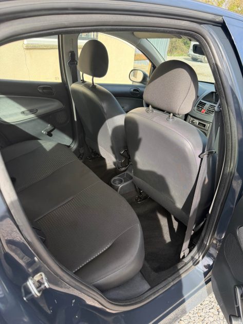 ⭐Peugeot  206+ 1.1i – Idéale Jeune Conducteur