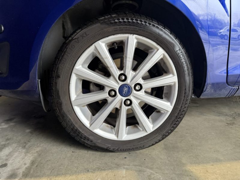 FORD FIESTA 1.0L 80ch TITANIUM / RIEN A PRÉVOIR  / 130.500km / 2015