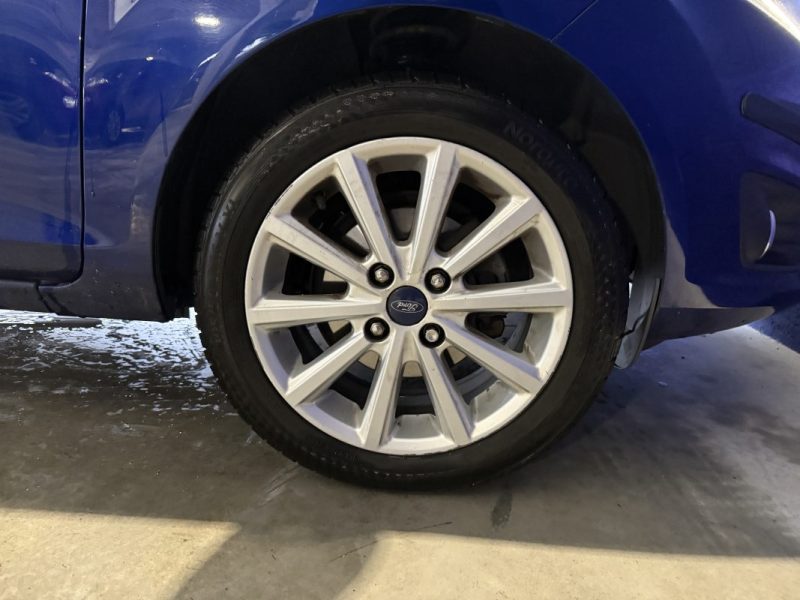 FORD FIESTA 1.0L 80ch TITANIUM / RIEN A PRÉVOIR  / 130.500km / 2015
