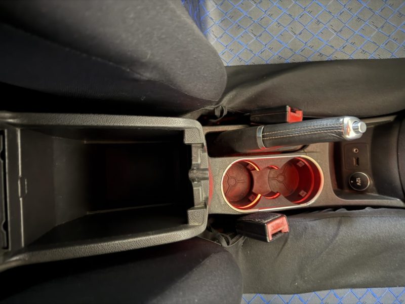 FORD FIESTA 1.0L 80ch TITANIUM / RIEN A PRÉVOIR  / 130.500km / 2015