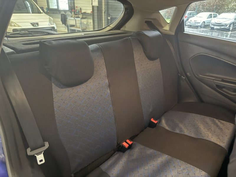 FORD FIESTA 1.0L 80ch TITANIUM / RIEN A PRÉVOIR  / 130.500km / 2015