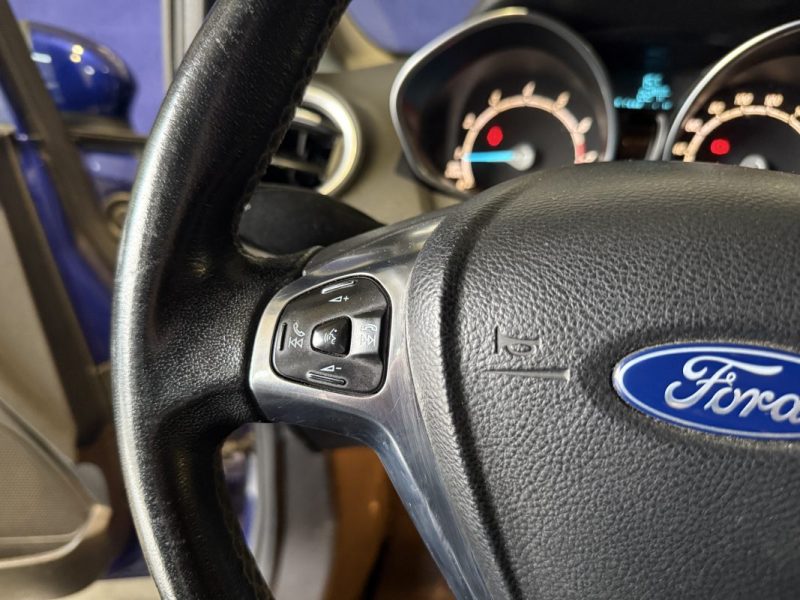 FORD FIESTA 1.0L 80ch TITANIUM / RIEN A PRÉVOIR  / 130.500km / 2015
