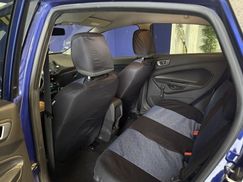 FORD FIESTA 1.0L 80ch TITANIUM / RIEN A PRÉVOIR  / 130.500km / 2015