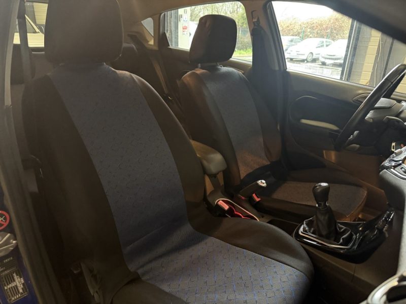 FORD FIESTA 1.0L 80ch TITANIUM / RIEN A PRÉVOIR  / 130.500km / 2015