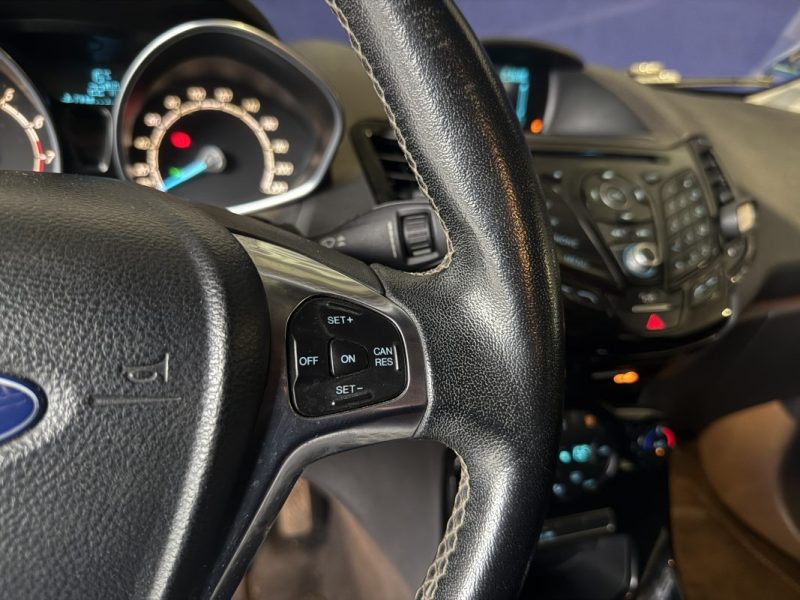 FORD FIESTA 1.0L 80ch TITANIUM / RIEN A PRÉVOIR  / 130.500km / 2015