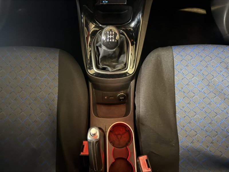 FORD FIESTA 1.0L 80ch TITANIUM / RIEN A PRÉVOIR  / 130.500km / 2015