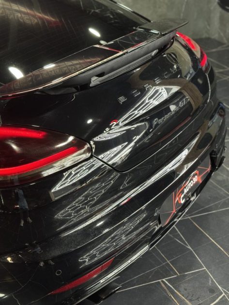 PORSCHE PANAMERA GTS 2015