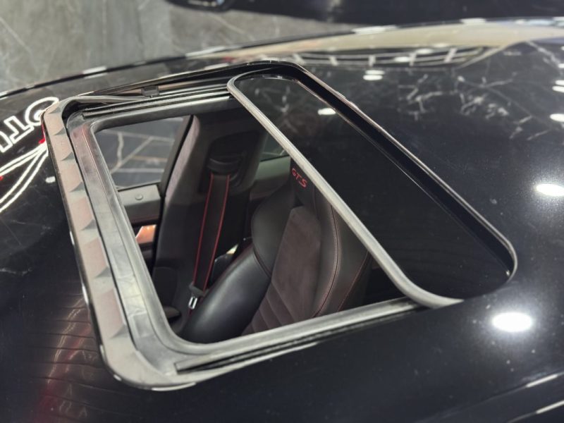 PORSCHE PANAMERA GTS 2015