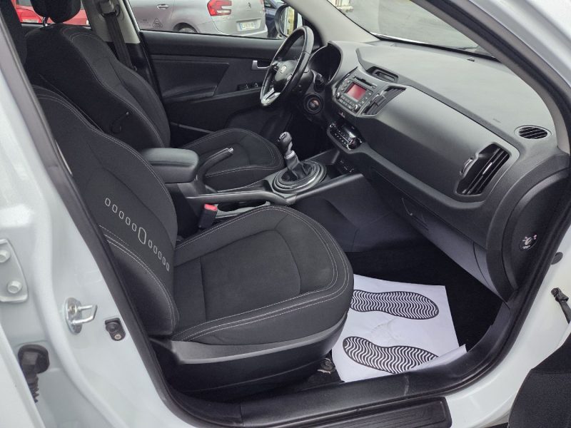 KIA SPORTAGE 1.7 CRDI 115 PREMIUM  2012 142770 km 