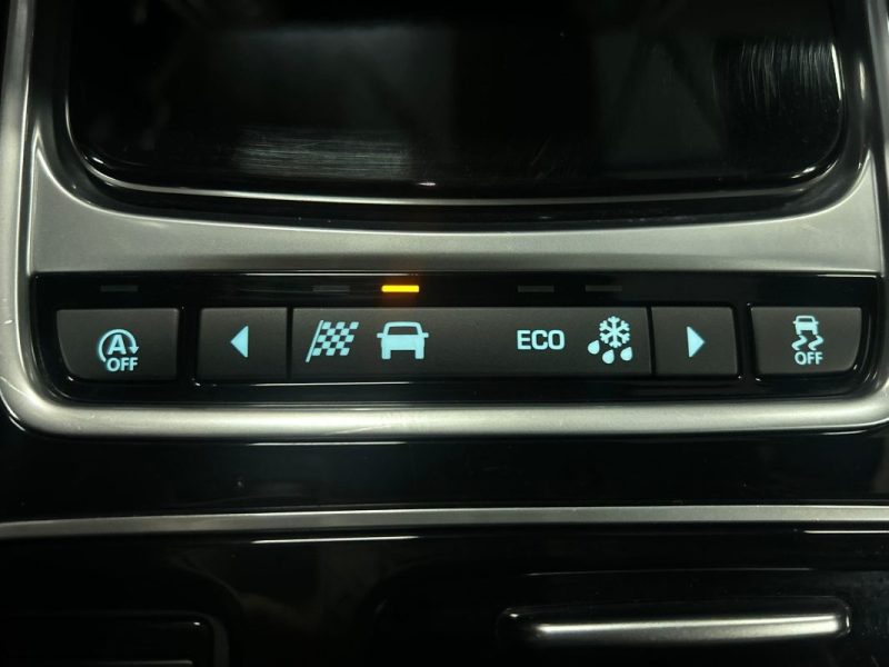 JAGUAR XE 2.0 250 PRESTIGE BVA8*1°MAIN*MERIDIAN*CAMERA*CUIR*XENON*