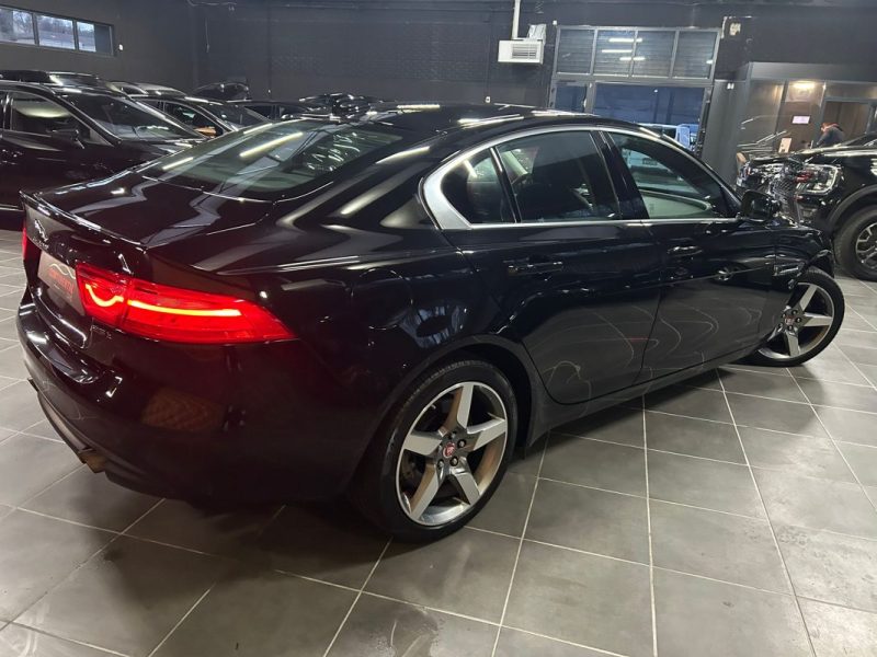 JAGUAR XE 2.0 250 PRESTIGE BVA8*1°MAIN*MERIDIAN*CAMERA*CUIR*XENON*