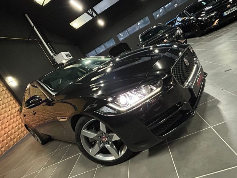 JAGUAR XE 2.0 250 PRESTIGE BVA8*1°MAIN*MERIDIAN*CAMERA*CUIR*XENON*