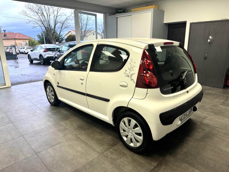 PEUGEOT 107 1.0 12V SÉRIE 68 CV BLUE LION  2013